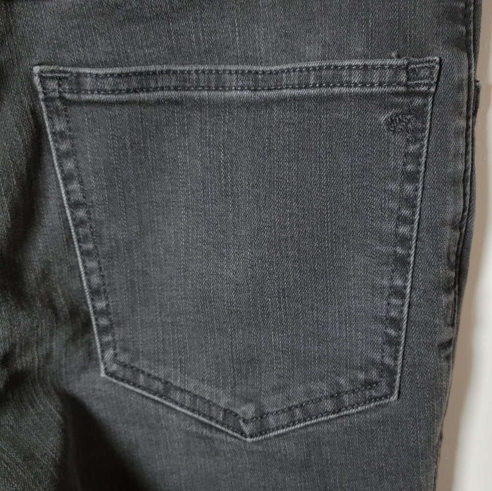 Madewell Mid Rise Kick Out Jeans | Madewell Jeans | Size 23 - Picture 10 of 10